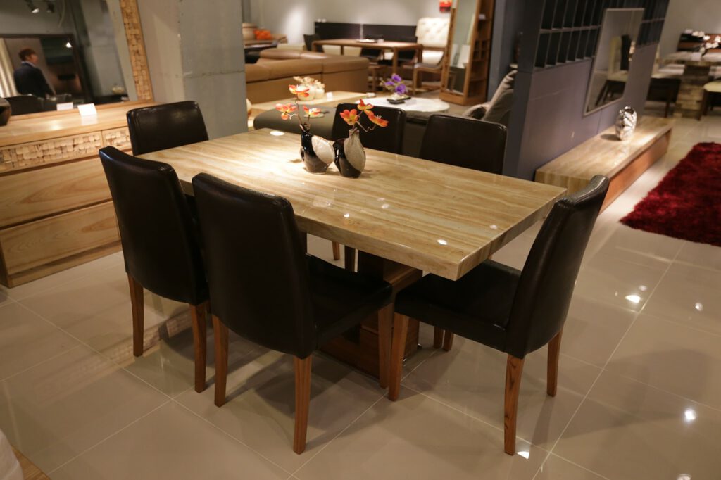 dining room, dining table, interior design-332207.jpg